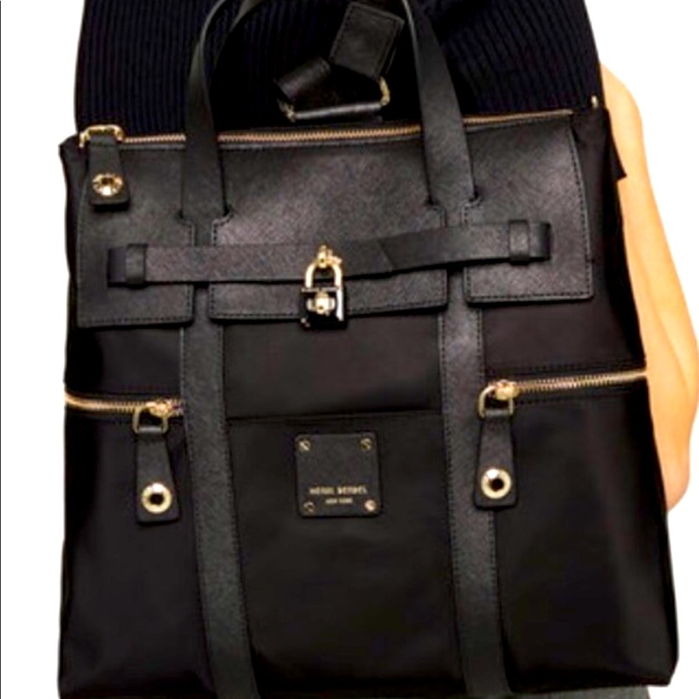 Henri Bendel Jetsetter black Bag